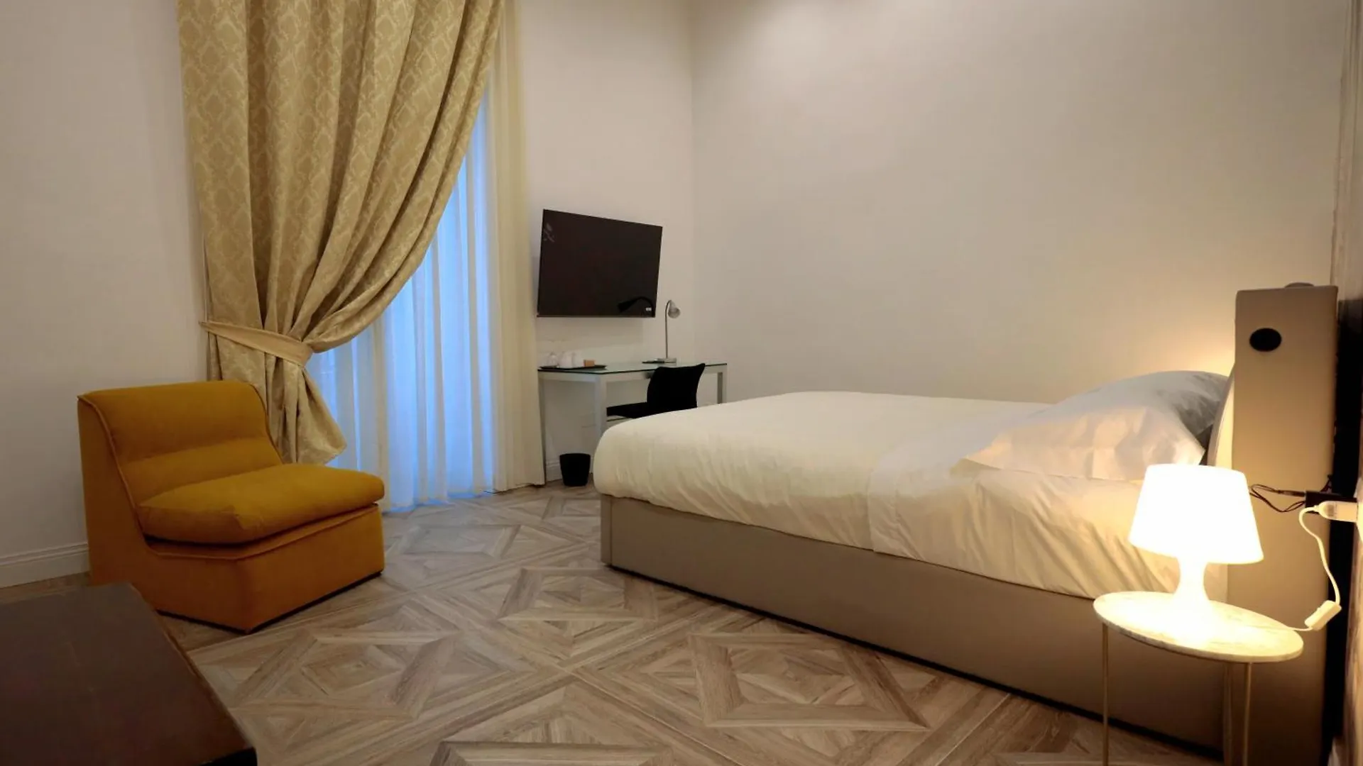Guest house Relais Santa Lucia Sul Mare, Napoli Hotel